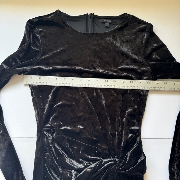 Guess Dress Crushed Velvet Stretch Black Twist Front Long Sleeve Dark Romantic M - Picture 10 of 16